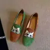 Gato de la Suerte 2026 Nuevos Mocasines Slip-On Bordados Mate para Mujer con Tacón Bajo Grueso Zapatos Gorro de Gato
