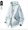 Chaqueta de escalada impermeable y transpirable 3 en 1 con capucha para exteriores, forro polar y parches en las mangas, disponible para personalización en grupo con logotipos