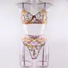 En Stock Varsbaby Marca Independiente Europea y Americana Lencería Sexy Bordada para Mujer + Tanga Cinturón de Ligueros Sujetador Conjunto de Tres Piezas