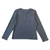 Camiseta Versátil de Manga Larga con Cuello Redondo y Media Tapeta Falsa, Tejido Acanalado Elástico Simple y Práctico con Textura de Raya Vertical H030806