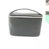 Fabricante de Guangzhou Personalizado Europeu e Americano 2025 Nova Bolsinha de Mão Bolsa de Cosméticos Pu Bolsa de Armazenamento de Cosméticos Feminina Mesa Pão