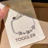 Pulsera Versátil Tejida con Malla Metálica de Estilo Minimalista con un Toque de Lujo Ligero y Sensación de Alta Gama, Accesorio de Mano Moderno y Elegante