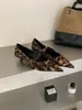 Nueva colección de otoño 2026: Zapatos de tacón alto con punta fina, tacón de aguja, tacón bajo, abotonados, elegantes, cómodos y con punta cuadrada, diseñados para el trabajo y el uso diario