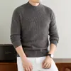 Novo suéter 100% lã pura para homens, com gola alta discreta, projetado como uma camada base quente, grossa e confortável para homens de meia-idade e idosos, perfeito para outono e inverno