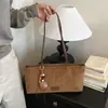 Bolso Tote para Mujer 2026 Nuevo Otoño/Invierno Gran Capacidad Retro Versátil Moderno Estilo Commuting Universitario Bolso de Mano Hombro