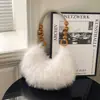 Comercio exterior estilo coreano moderno versátil chic otoño e invierno casual elegante alta gama simple 2026 bolso de felpa para mujer