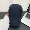 Gorra de Mujer Primavera y Verano Bordado Tridimensional Letras Agujeros Gorra Vieja para Hombre Combinación Perfecta Protector Solar Cara Descubierta Gorra de Béisbol Pequeña