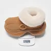 Botas de nieve de suela gruesa para mujer 2026 nuevo modelo de invierno slip-on puntera integrada cálidas zapatos de algodón peludo botas zapatos peludos