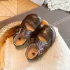 Zapatos Mary Jane de Cuero para Niñas 2026 Nuevo Estilo Primavera y Otoño Zapatos de una Sola Pieza Estilo Princesa Suela Suave Versátiles Retro Estilo Británico Zapatos de Cuero