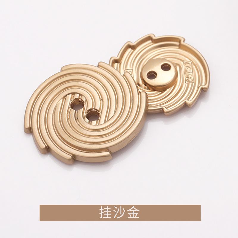 K23A8202挂沙金.jpg