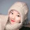 Gorro de invierno de punto de terciopelo de ardilla para mujer, nuevo gorro tejido a mano con bufanda integrada, resistente al viento y a la nieve, con protección para la cabeza y el cuello.