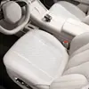 Cojín para Asiento de Coche 2025 Almohadilla Refrigerante de Verano Ventilación del Asiento Transpirable Antideslizante Almohadilla para Coche Modelo Delgado Cojín Universal para Asiento para Todas las Estaciones