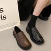 Sapatos Versáteis Estilo Francês 2026 Novos Sapatos de Couro com Plataforma e Solado Grosso para Mulheres Mocassins Casuais Retro Slip-On