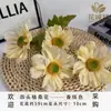 4 Cabezas de Flor Gesang Decoración para Bodas Hogar Sala de Estar Adornos Diseño de Habitación de Boda Arreglo Floral Fabricante de Flores Artificiales Gesang Venta al por Mayor