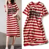 Vestido Camiseta de Rayas Holgado Adelgazante Verano 2025 para Mujer Estudiante Estilo Coreano de Longitud Media Manga Corta Moderno