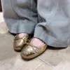 Primeiro Encontro com os Sapatilhas Ballet Dourado Glitter da Temporada para Mulheres, Lindo Sapato Rasteiro de Início de Primavera, Novos Sapatos de Boca Rasa Retro Francês 2026