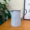 Listo para el Comercio Exterior, Cuerda de Cáñamo de Stock, Adorno de Tetera de Agua, Cubo de Estaño, Artesanías de Cabezal de Ducha, Decoración del Hogar, Tetera Pequeña de Tela de Cáñamo Estampada, Estaño