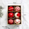 Conjunto de Bolas Decorativas de Natal Festa de Feriado Bola Pendente para Árvore de Natal Bola de Natal Pintada com Floco Caixinha de Presente