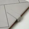 Caderno Personalizado de Couro Sintético Estilo Ins Criativo Acolchoado Bloco de Notas com Fecho Magnético Caderno Feito Sob Medida com Logotipo Imprimível