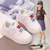 Zapatos Blancos de Color Sólido Clásicos Versátiles Moda Estudiante Estilo Coreano 2026 Nuevas Llegadas Primavera/Otoño Unisex Niños Cómodos Zapatos de Tabla Pequeños