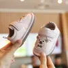 Zapatos de Caminar para Bebé Estilo Coreano Otoño 2026 Zapatos para Bebé Dulce Moño Suela Suave Antideslizante