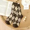 Calcetines cálidos de invierno estilo coreano con rombos, engrosados, para mujer, hasta la pantorrilla, venta al por mayor, recomendados en Little Red Book, calcetines gruesos para mujer