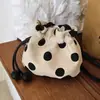 Bolso de Hombro Nuevo Retro de Lunares Transfronterizo de Verano, Bolso de Cordón de Moda de Color Contrastante, Bolso de Tela para Viajes de Estilo Relajado y Perezoso