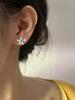 Aretes de botón de plata de ley 925 todo en uno importados por weekend Corea del Sur flor de forma especial aretes de diamante azul que combinan con todo Diario Femenino