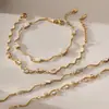Pulseira de Aço Inoxidável Estilo Europeu Luxo Leve Nicho Banhada Cor Dourada 18K Pulseira de Corrente com Elo de Haste Ondulada Colorfast para Mulheres Atacado