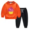 Conjunto de suéter infantil outono e inverno 2023 Estilo ocidental novo grande infantil de veludo acolchoado quente de inverno com mangas compridas