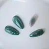 Piezas de Arte de Uñas Más Vendidas Transfronterizas Chicas Calientes Europeas y Americanas Ojo de Gato Estéreo 3D Verde Francés Largo Almendra Uñas Portables Venta al por Mayor