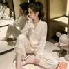 2026 Nuevos Pijamas de Seda de Hielo de Alto Gama Estilo Francés para Mujer Manga Larga de Primavera Se Pueden Usar Afuera Ropa Casual para el Hogar
