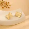 Pendientes de metal con diseño de mariposa y flor, estilo personalidad, Europa y Estados Unidos, para mujer, con sentido exagerado, textura plisada, joyería para orejas