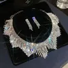 Aretes y collar de dos piezas con colgante de flor y gota de agua incrustados con diamantes, cadena para la clavícula de moda y exquisita, joyería de lujo ligero y de alta gama para mujer