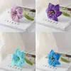 Buquê de Lírios Crochê à Mão de Lã Acabado Flor Única Simulada de Lã Decoração de Casa Buquê Presente de Feriado