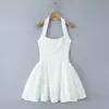 8177-26 Vestido Branco de Verão Estilo Francês Doce Retrô Decote em U Grande Costas Abertas Afina a Cintura Gola Halter