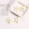 Flor de Cinco Pétalos INS Fresca Cuentas de Cerámica Agujero Recto Flor para Ensartar Cuentas Sueltas Accesorios para Colgante de Cadena de Teléfono Hecho a Mano DIY