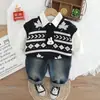 Chaleco de Suéter para Niños Estilo Nuevo Estilo Coreano Suéter para Bebé Conjunto de Tres Piezas Chaleco para Hombre y Mujer Jeans Venta al por Mayor