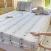 Lençol de baixo com elástico jacquard tingido em fio 60S 100% algodão, protetor de colchão 100% algodão Classe A, capa de cama de solteiro para dormitório estudantil com cobertura total para outono