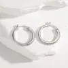 Pendientes de Plata de Ley S925 Estilo Ins Pendientes Circulares Sencillos y de Moda Pendientes Anillo Distintivos y Modernos Joyería