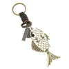 Pingente de Peixe oco de Liga Antiga de Bronze Criativo e Único Chaveiro Decorativo Pingente Versátil para Bolsa de Couro Trançado