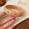 Pulsera redonda geométrica de resina minimalista estilo coreano, moderna y única, pulsera versátil con una estética de diseño de nicho