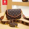 Bolsa Feminina Bani Meizi Texturizada de Ombro Único, Bolsa Transversal Versátil, Estilo Europeu e Americano, Bolsa Quadrada Pequena com Monograma, Luxo Leve