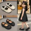 Zapatos de princesa estilo coreano para niñas 2026 verano y otoño nuevos zapatos casuales vintage de lunares para niñas, zapatos de cuero para niños, merceditas para bebé