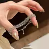 Pulseira de Renda Vazada Estilo Luxo Leve, Joia Empilhável Elegante e Exquisita Vintage de Luxo Leve de Nicho