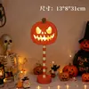Lanterna de abóbora de Halloween Display de mesa Janela Placa de rua Lâmpada Cena Decoração Atmosfera Luminária de mesa Ornamento de madeira Adereço Luz decorativa