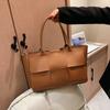 Bolso de Mano de Moda Tejido 2021 Nuevo Otoño Bolso de Mujer Bolso Tote Sencillo Bolso de Mano Retro Bolso de Hombro Versátil