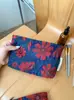 Nova Bolsa de Maquiagem Grande Capacidade Estilo Retrô Florido Transfronteiriça Bolsa de Mão Bolsa de Armazenamento Conveniente para Viagem Necessaire Estojo de Lápis