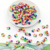 Cuentas de cerámica blanda para hacer tú mismo, colores variados, dibujos de frutas, letras inglesas, cuentas perforadas, explosiones europeas y americanas, material para pulseras en rodajas