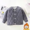 Artefato de Uniforme Escolar Quente Infantil Camada Quiltada de Três Camadas Forro de Estudante Jaqueta Grossa Nova Outono e Inverno Meninos Casaco de Algodão Meninas